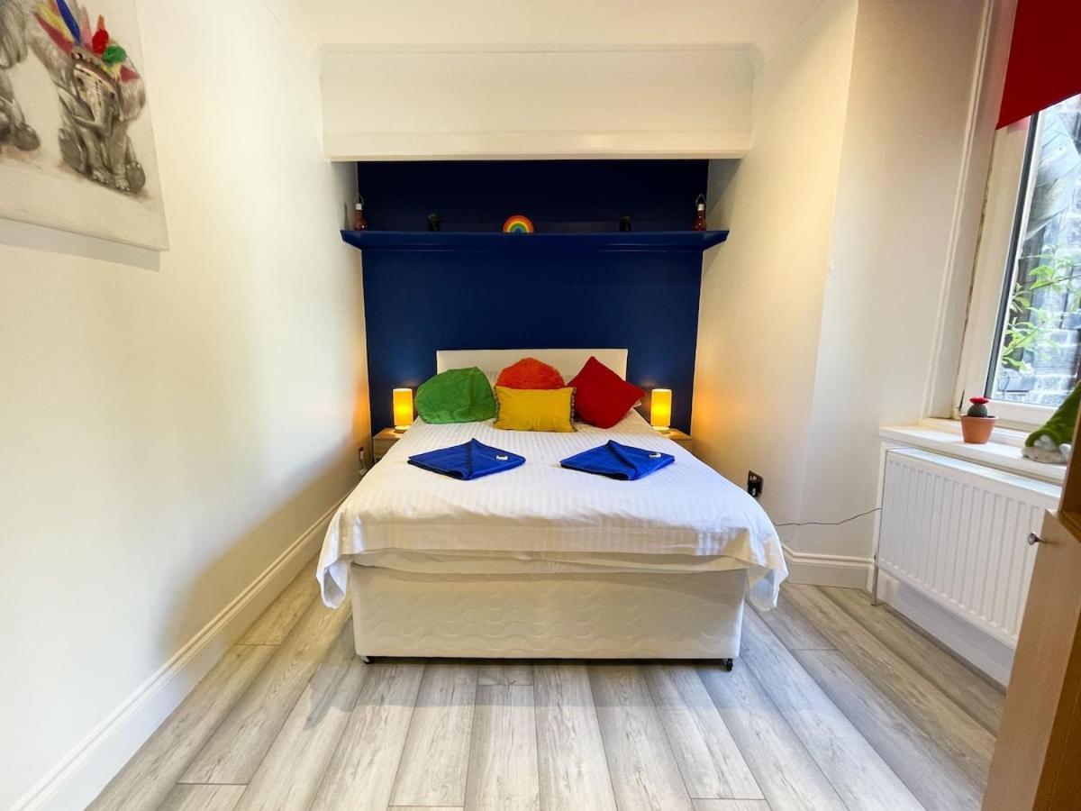 Recently Refurbished Two Bedroom Apartment, Central Location! Glasgow Esterno foto